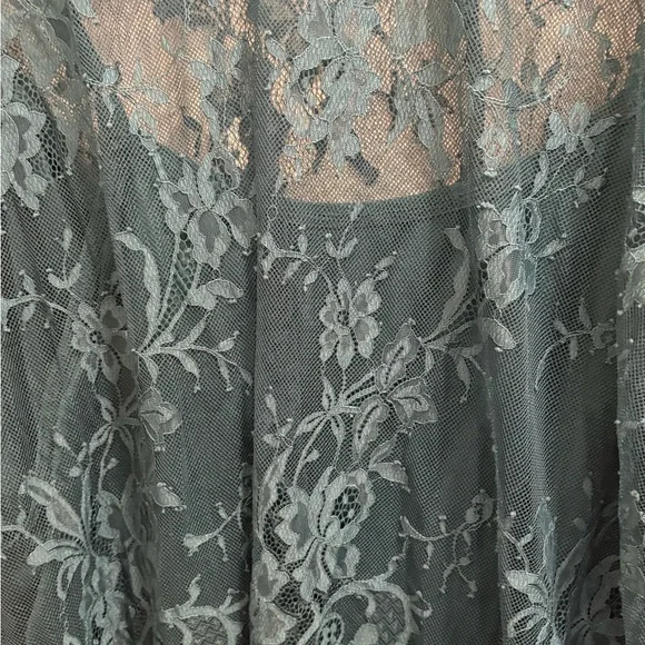 Torrid Teal Floral Lace Top sz. 5 (28) - Picture 5 of 5